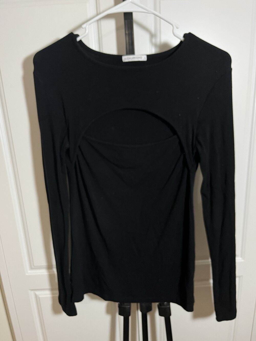 Algalaround Black Peekaboo Chest Long Sleeve Black Top Size Large